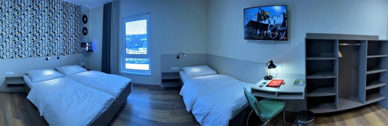 Jukebox Hotel 3*